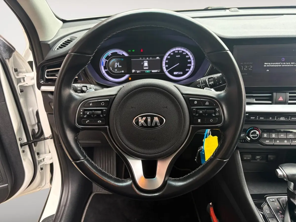 1.6 GDi Hybrid DynamicLine | Navigatie | Apple Carplay / Android Auto | Climate Control | Achterruitrij Camera | Lichtmetalen Velgen |