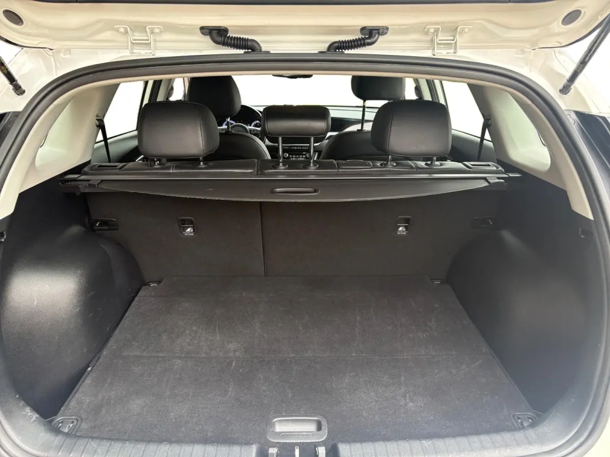 1.6 GDi Hybrid DynamicLine | Navigatie | Apple Carplay / Android Auto | Climate Control | Achterruitrij Camera | Lichtmetalen Velgen |