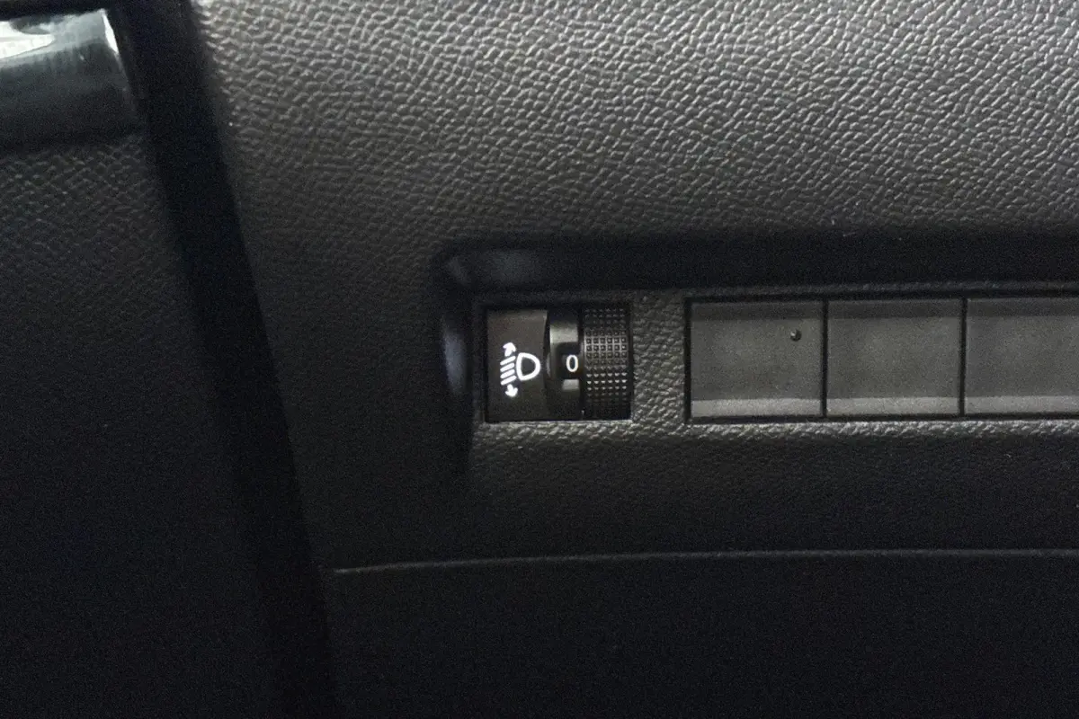 1.2 Hybrid 110 e-DCS6 Allure Automaat Apple CarPlay Clima 16"