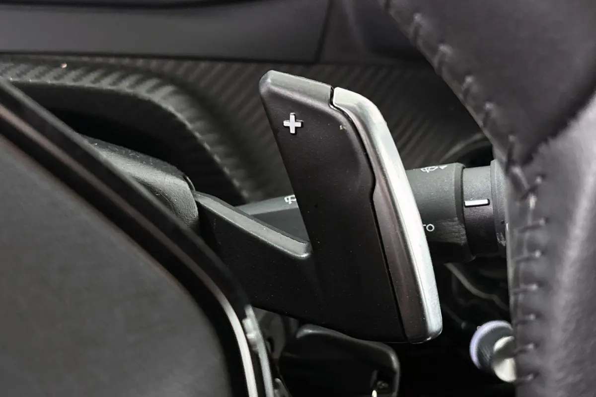 1.2 Hybrid 110 e-DCS6 Allure Automaat Apple CarPlay Clima 16"