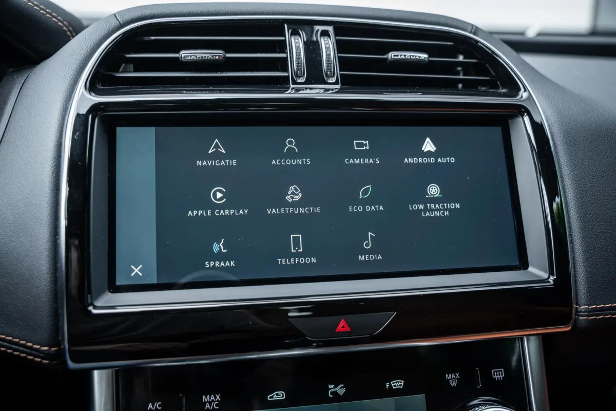2.0 P250 R-Dynamic HSE Black-Pack Org.NL|Pano-dak|Carplay|Meridian|Memory|Dealeronderhouden