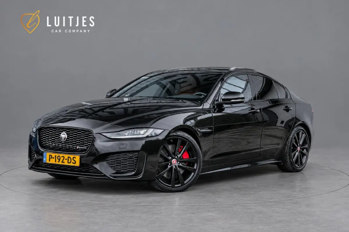 Jaguar XE 2022 Benzine Automatisch leasen