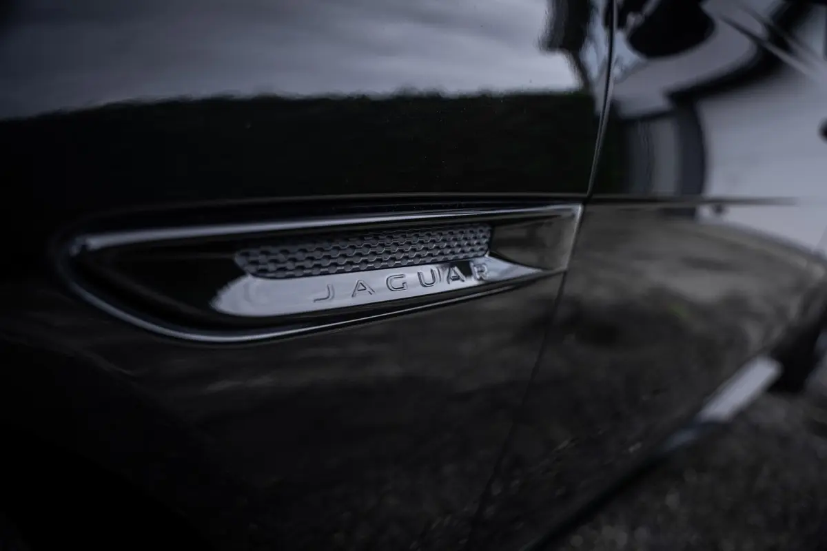 2.0 P250 R-Dynamic HSE Black-Pack Org.NL|Pano-dak|Carplay|Meridian|Memory|Dealeronderhouden