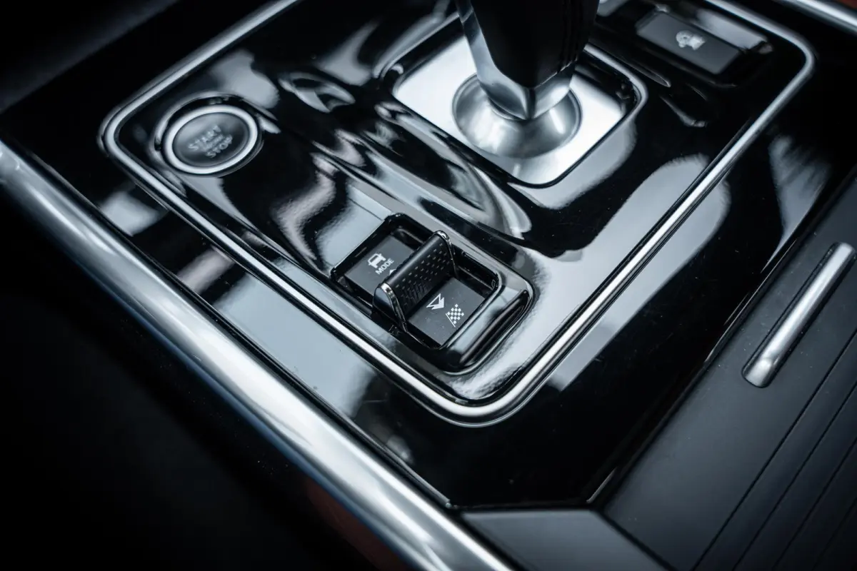 2.0 P250 R-Dynamic HSE Black-Pack Org.NL|Pano-dak|Carplay|Meridian|Memory|Dealeronderhouden