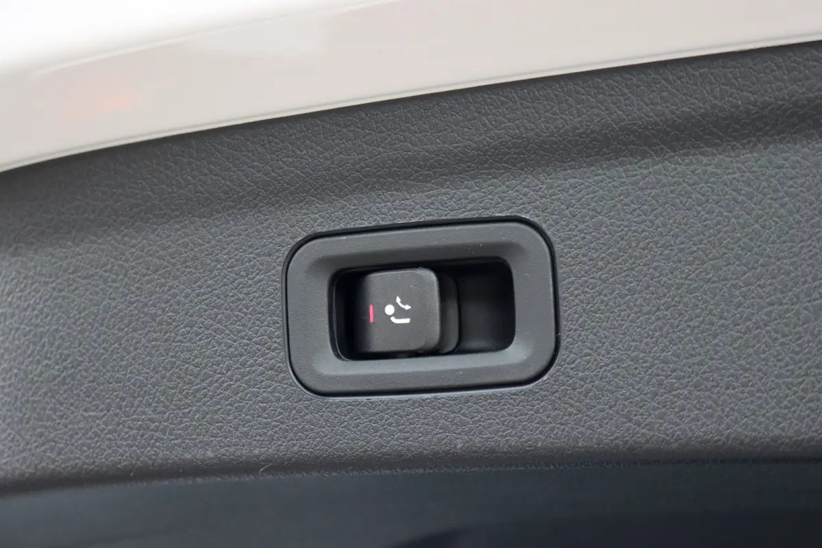 AMG 53 Hybrid 4MATIC+ | Luchtvering | Distronic | Elek. Achterbank | Trekhaak | Burmester | Keyless Go | Augmented Reality | Surround Camera | Memory |