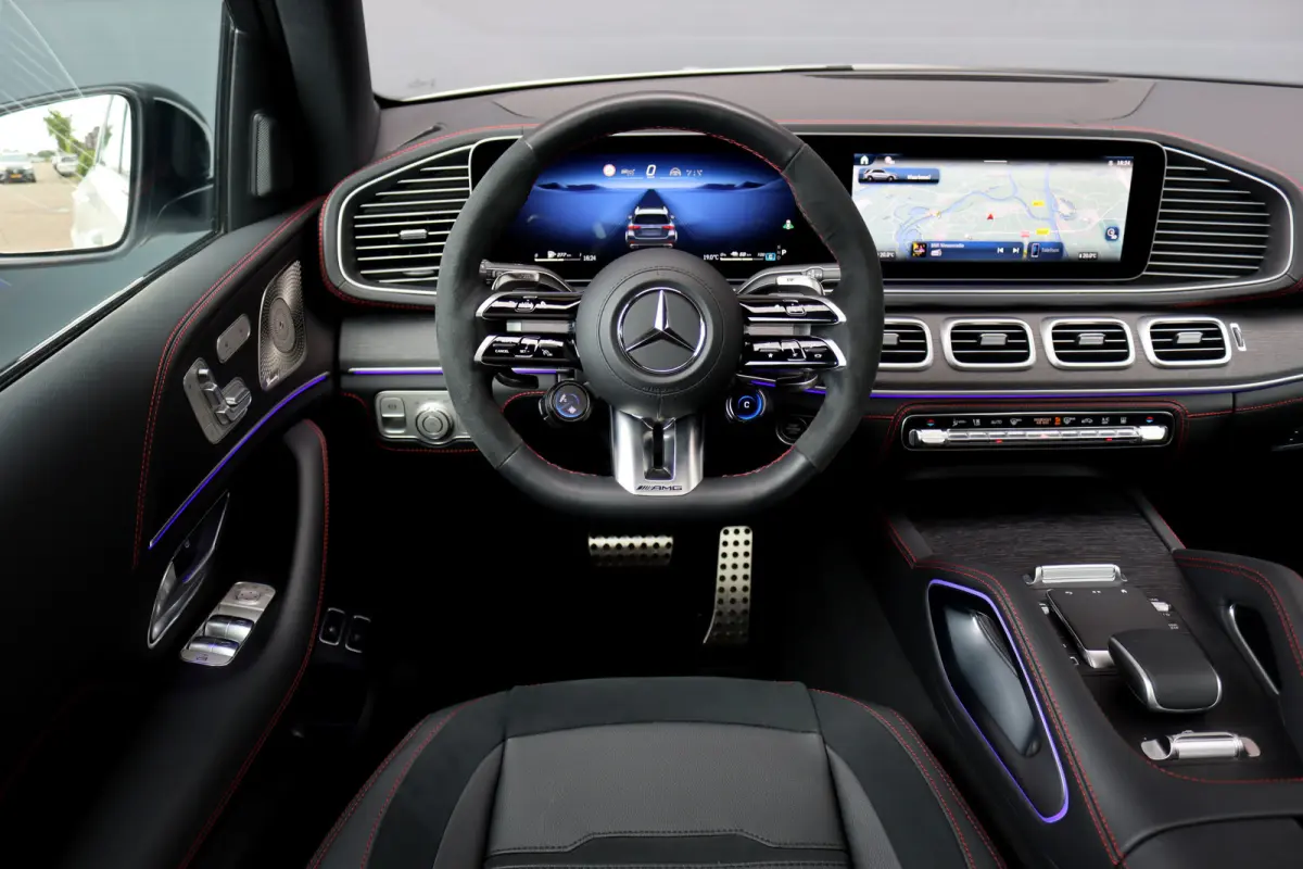 AMG 53 Hybrid 4MATIC+ | Luchtvering | Distronic | Elek. Achterbank | Trekhaak | Burmester | Keyless Go | Augmented Reality | Surround Camera | Memory |
