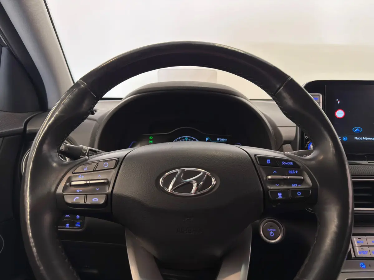 EV Premium 64 kWh / HUD / Camera / 2e eig. / NL-auto