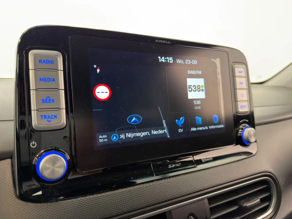 EV Premium 64 kWh / HUD / Camera / 2e eig. / NL-auto