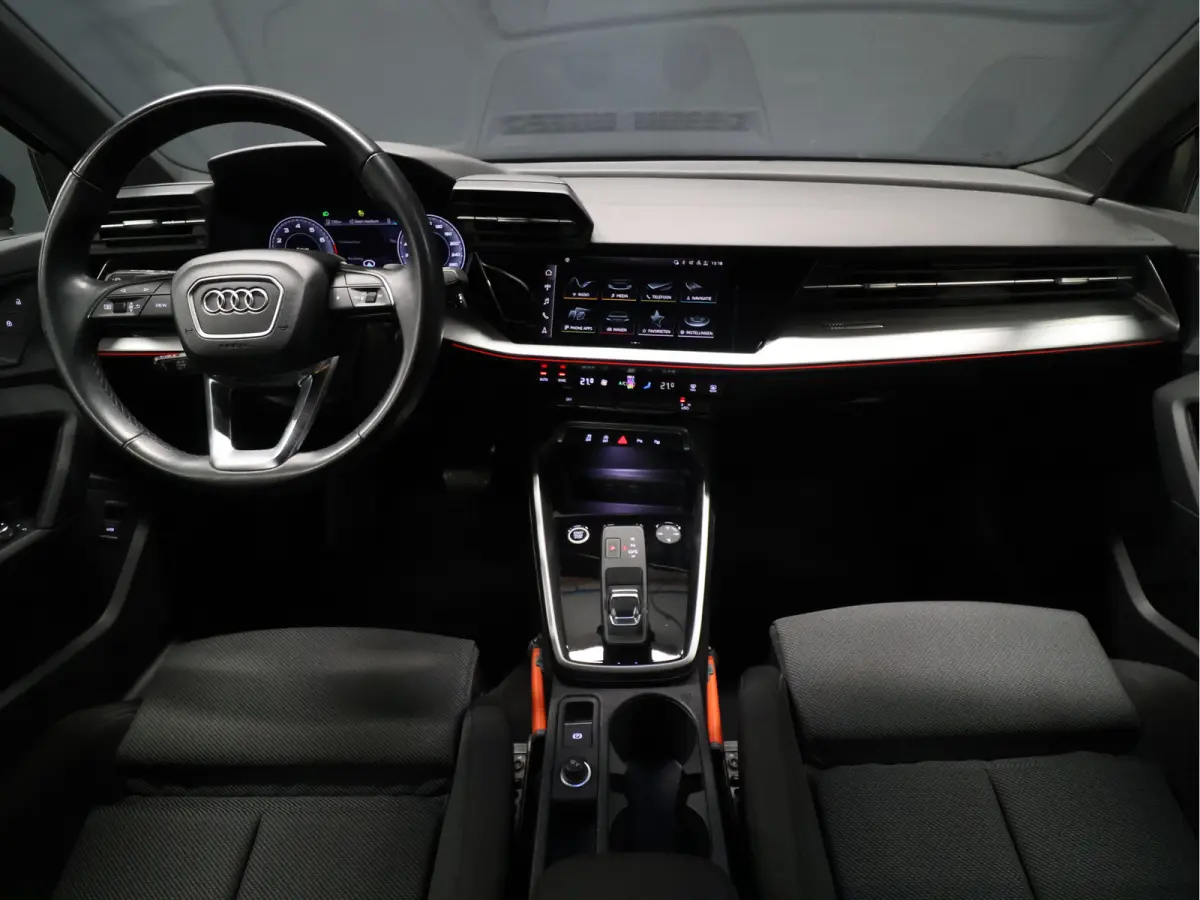 35 TFSI Advanced edition [TREKHAAK AFNEEMBAAR, APPLE CARPLAY, ANDROID, ADAPTIVE CRUISE CONTROL, DIGITAL DASH, PDC V+A, ELEKTRISCHE ACHTERKLEP, NAVIGATIE, BLUETOOTH, LED, NIEUWSTAAT]