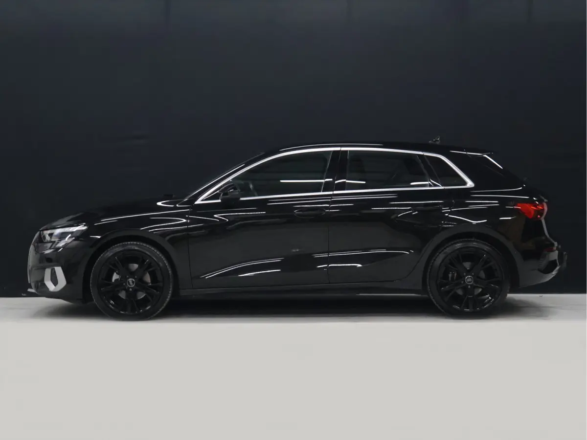 35 TFSI Advanced edition [TREKHAAK AFNEEMBAAR, APPLE CARPLAY, ANDROID, ADAPTIVE CRUISE CONTROL, DIGITAL DASH, PDC V+A, ELEKTRISCHE ACHTERKLEP, NAVIGATIE, BLUETOOTH, LED, NIEUWSTAAT]