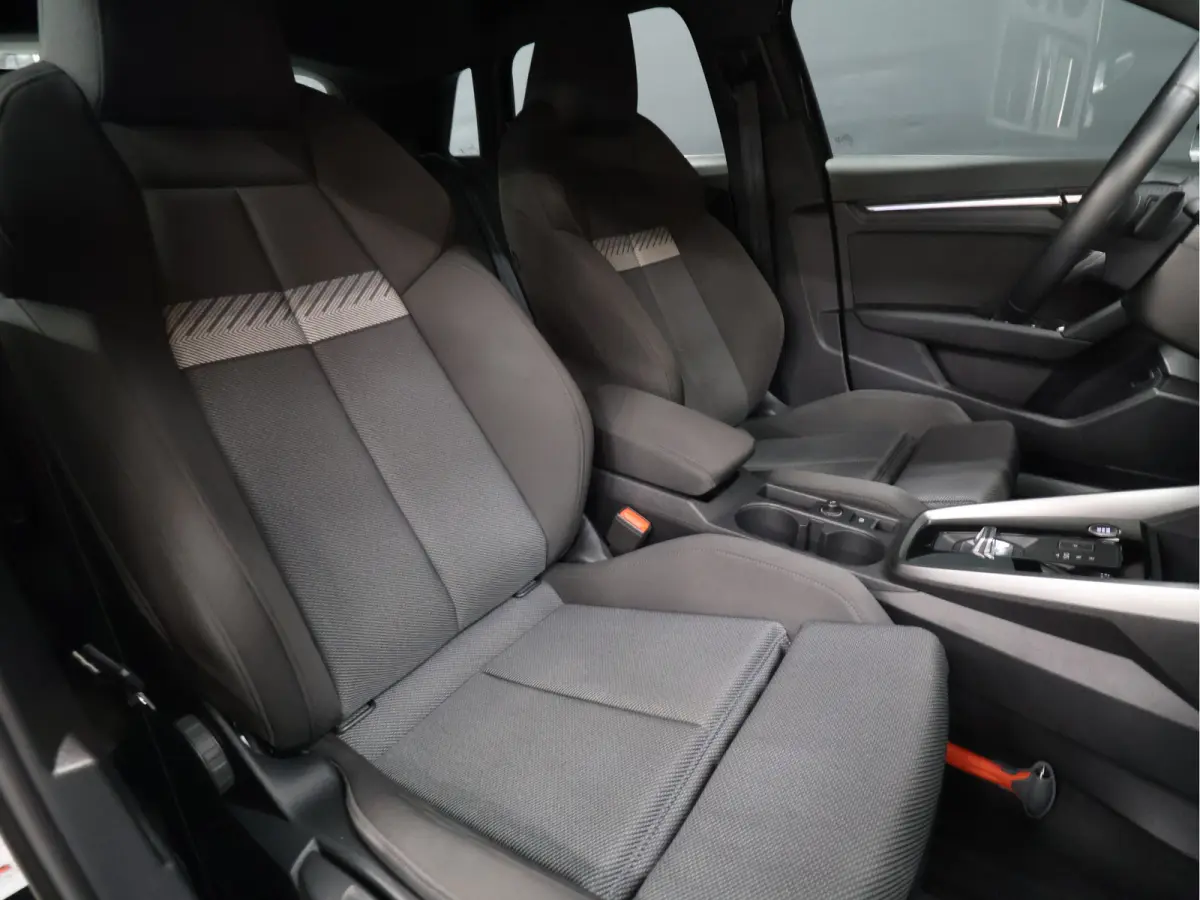 35 TFSI Advanced edition [TREKHAAK AFNEEMBAAR, APPLE CARPLAY, ANDROID, ADAPTIVE CRUISE CONTROL, DIGITAL DASH, PDC V+A, ELEKTRISCHE ACHTERKLEP, NAVIGATIE, BLUETOOTH, LED, NIEUWSTAAT]