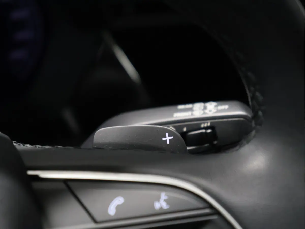 35 TFSI Advanced edition [TREKHAAK AFNEEMBAAR, APPLE CARPLAY, ANDROID, ADAPTIVE CRUISE CONTROL, DIGITAL DASH, PDC V+A, ELEKTRISCHE ACHTERKLEP, NAVIGATIE, BLUETOOTH, LED, NIEUWSTAAT]