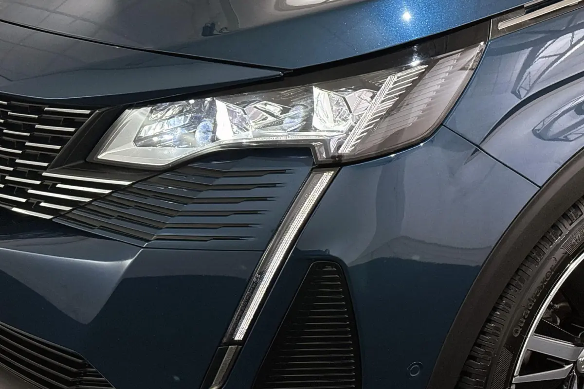 1.6 HYbrid4 300 Blue Lease GT Pano Trekhaak FOCAL Stoelverwarming