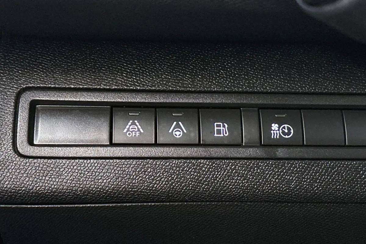 1.6 HYbrid4 300 Blue Lease GT Pano Trekhaak FOCAL Stoelverwarming