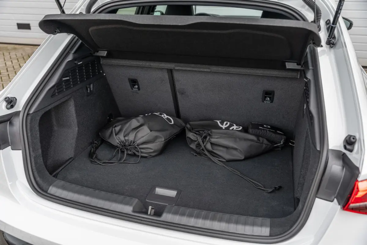40 TFSI e 204pk S-line edition | Panoramadak | SONOS | Adaptive cruise control
