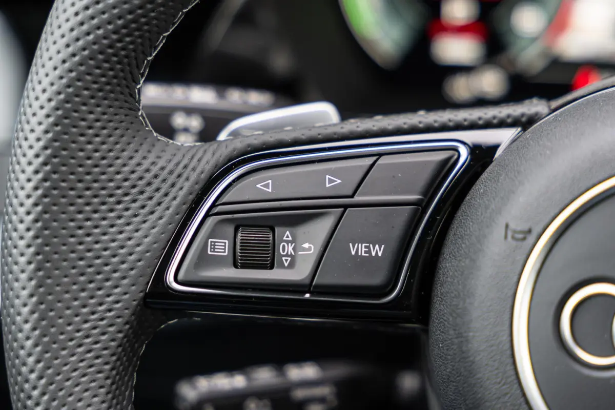 40 TFSI e 204pk S-line edition | Panoramadak | SONOS | Adaptive cruise control