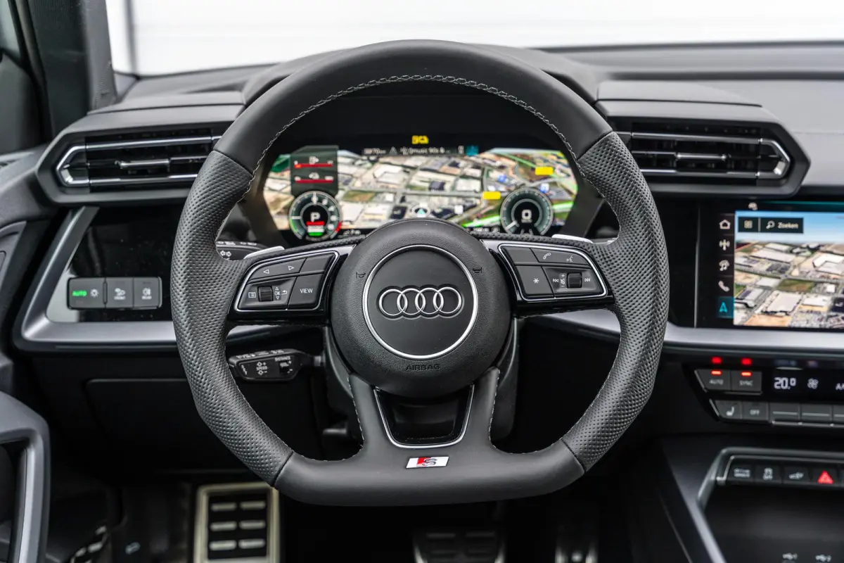 40 TFSI e 204pk S-line edition | Panoramadak | SONOS | Adaptive cruise control