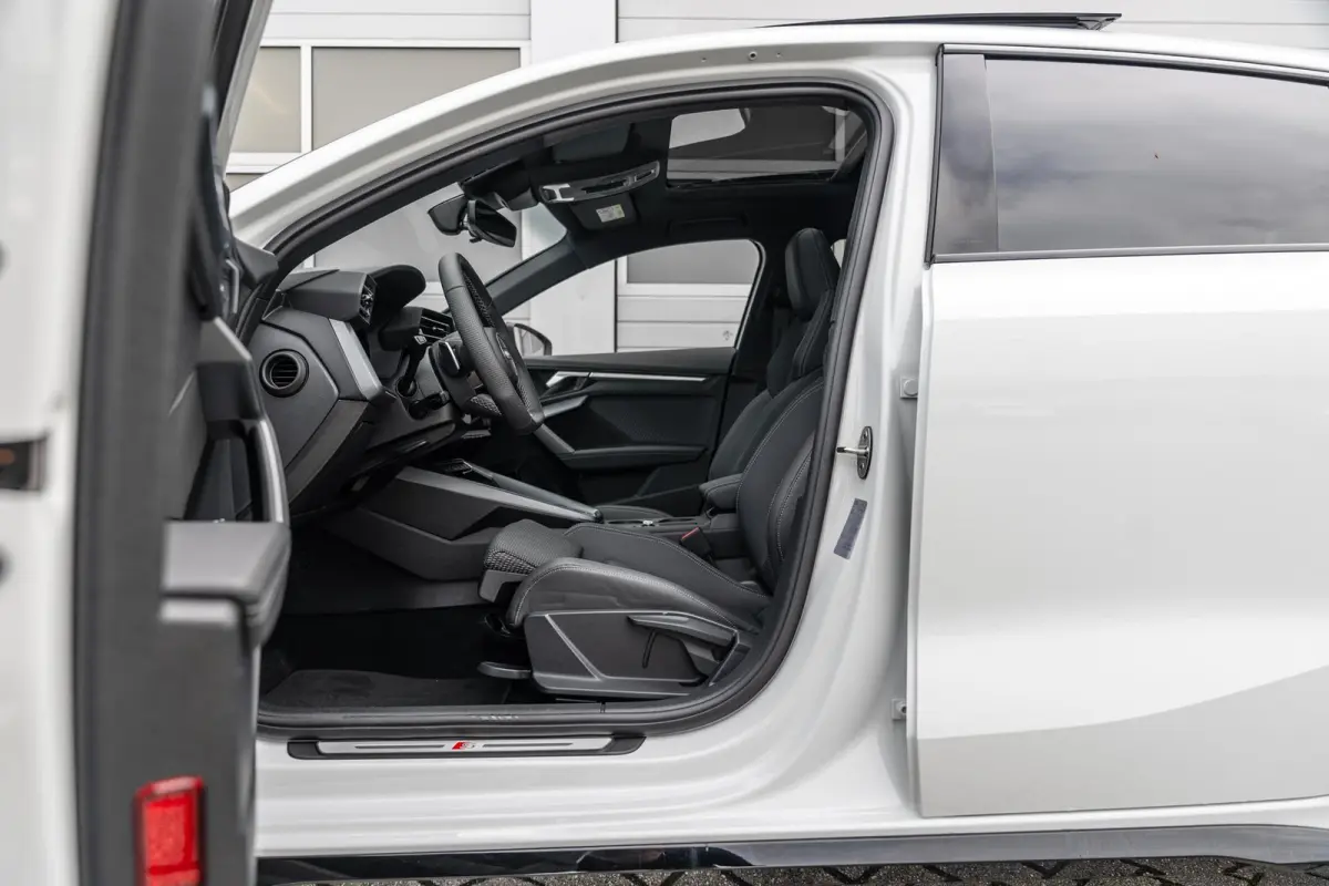 40 TFSI e 204pk S-line edition | Panoramadak | SONOS | Adaptive cruise control