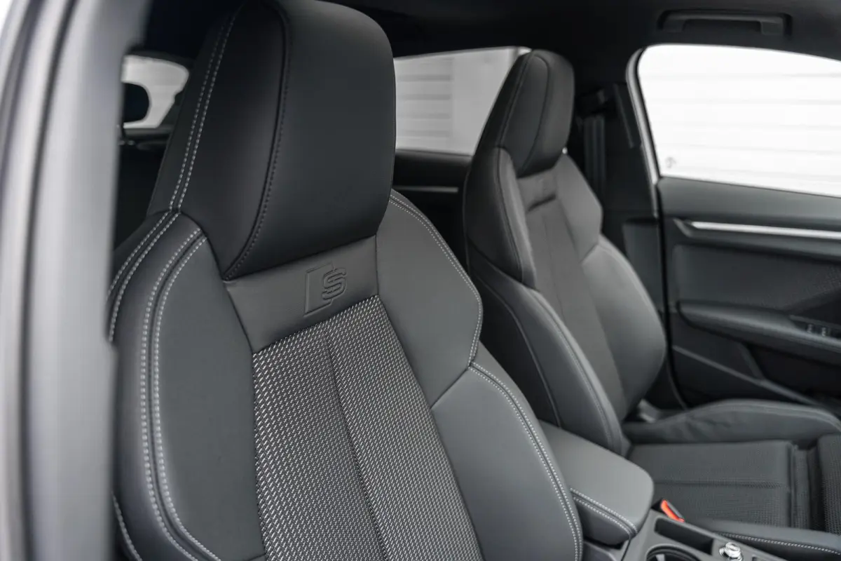 40 TFSI e 204pk S-line edition | Panoramadak | SONOS | Adaptive cruise control