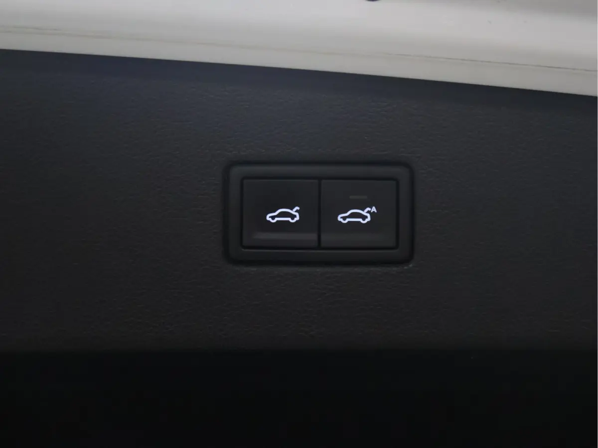 1.4 TSI ACT Comfortline Business R Line [SCHUIFKANTELDAK, APPLE CARPLAY, ANDROID, STOELVERWARMING, ADAPTIVE CRUISE CONTROL, DIGITAL DASH, CAMERA, PDC V+A, ELEKTRISCHE ACHTERKLEP, CLIMATE CON