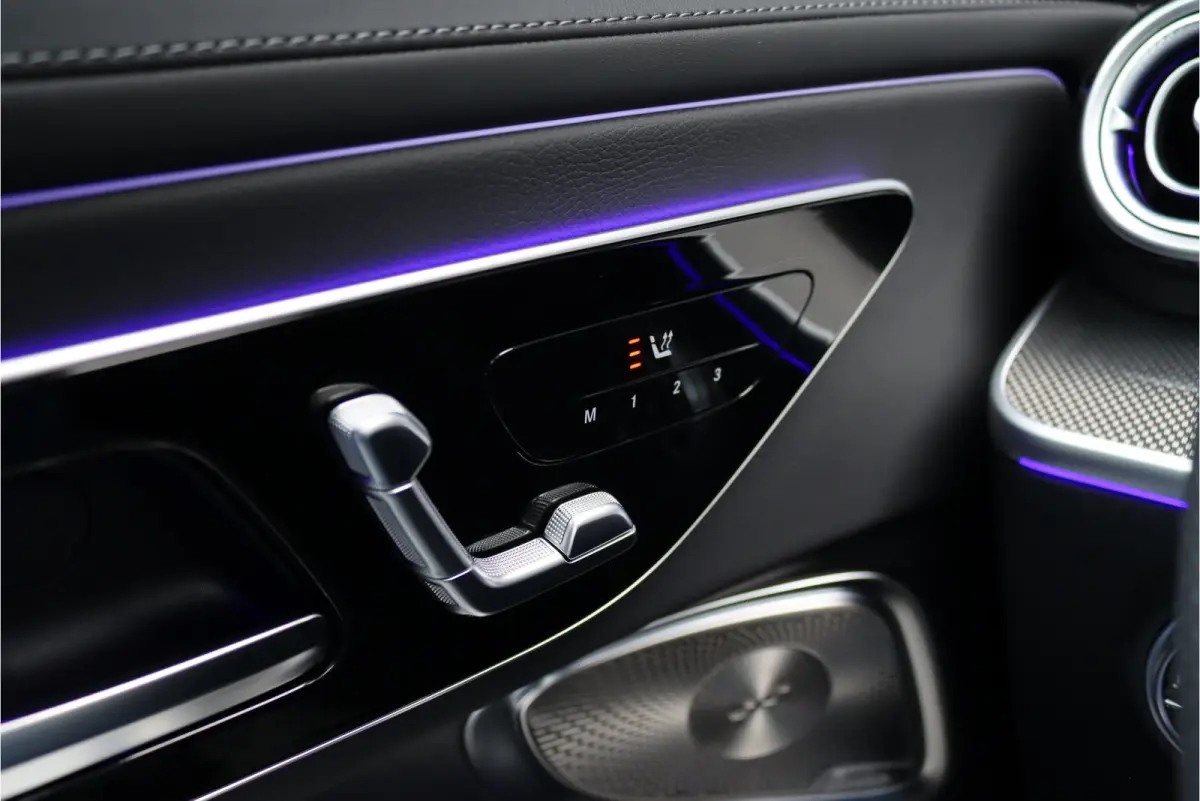 200 AMG Line | Distronic Pro | Panoramadak | Memory | Burmester | Verwarmd Stuurwiel | Digital Light | Keyless Go | Camera | Stoelverwarming |