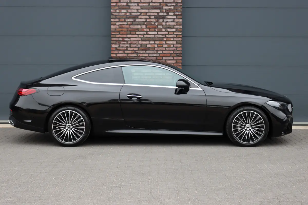 200 AMG Line | Distronic Pro | Panoramadak | Memory | Burmester | Verwarmd Stuurwiel | Digital Light | Keyless Go | Camera | Stoelverwarming |