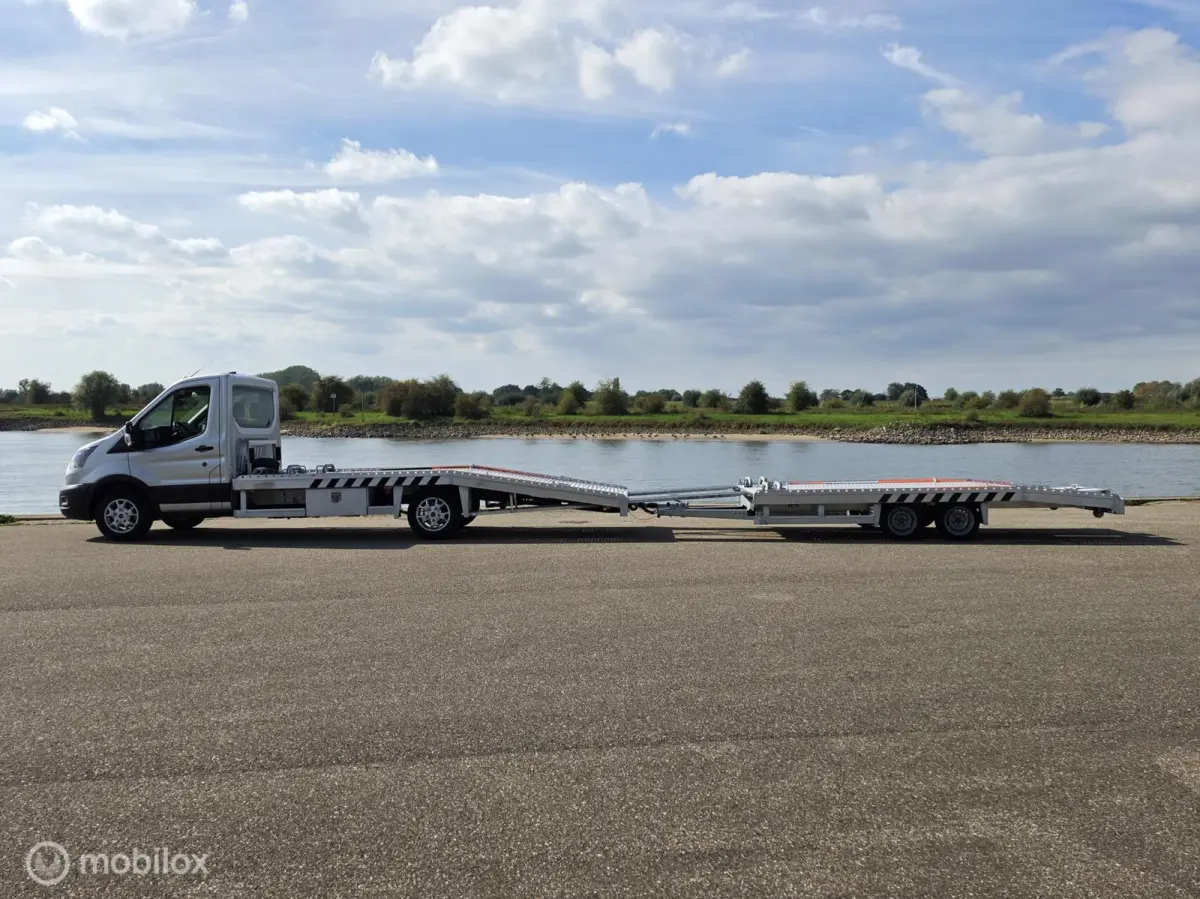 AUTOMAAT TIJHOF LUCHTVERING OPRIJWAGEN AUTOTRANSPORTER