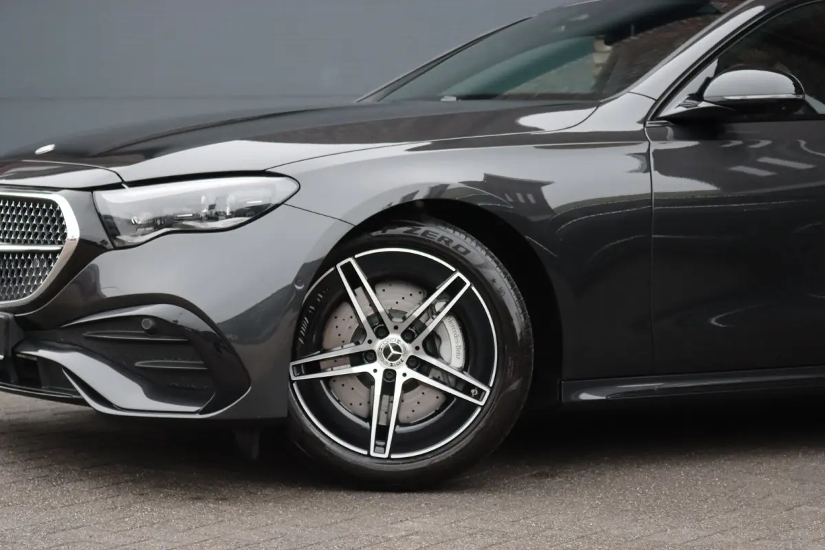 220 d AMG Line | Hyperscreen | Distronic | Memory | Surround Camera | Keyless Go | Verwarmd Stuurwiel | Digital Light | Nightpakket | Dodehoekassistent |