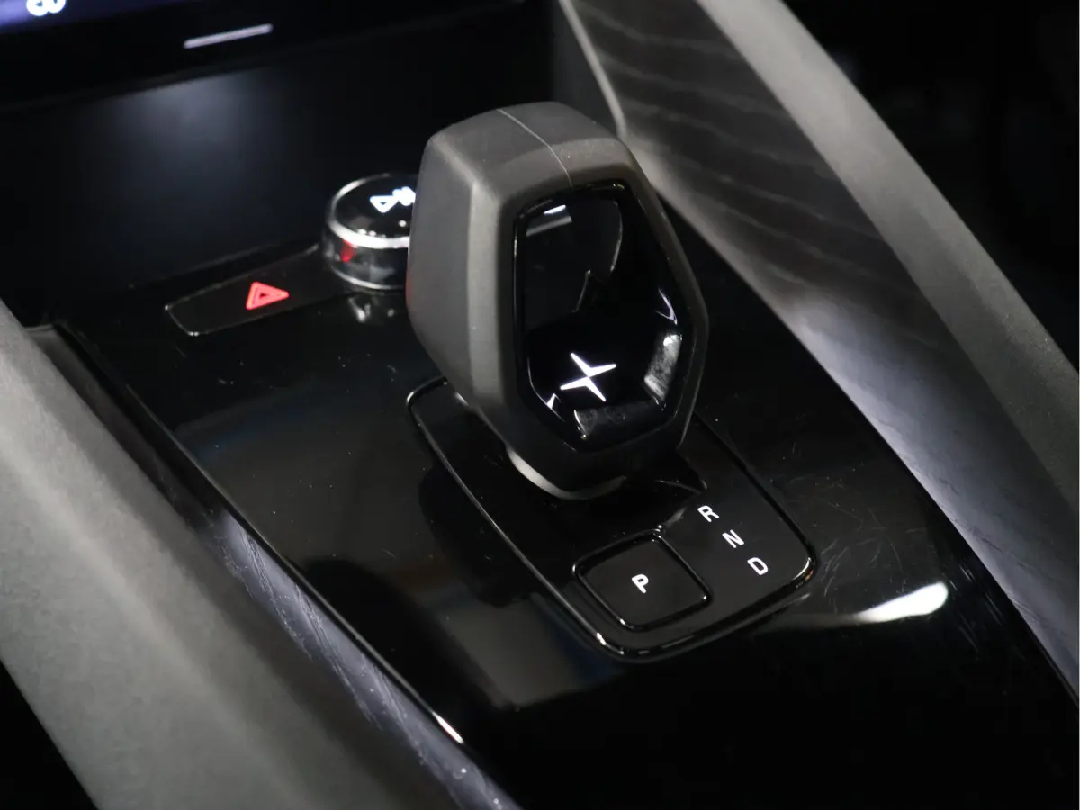 Long Range Single Motor 78 kWh [TREKHAAK UITKLAPBAAR, APPLE CARPLAY, ANDROID, HARMAN/KARDON, MEMORY SEATS, PANORAMADAK, STUURVERWARMING, STOELVERWARMING V+A, DRAADLOZE LADER, 360 CAMERA, ADA