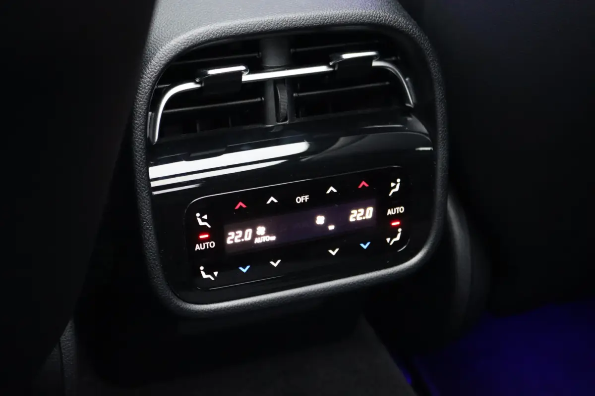 220 d AMG Line | Hyperscreen | Distronic | Memory | Burmester | HUD | 3D-Display | Panoramadak | Surround Camera | Keyless Go | Digital Light |