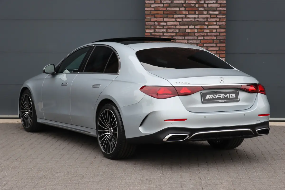 220 d AMG Line | Hyperscreen | Distronic | Memory | Burmester | HUD | 3D-Display | Panoramadak | Surround Camera | Keyless Go | Digital Light |