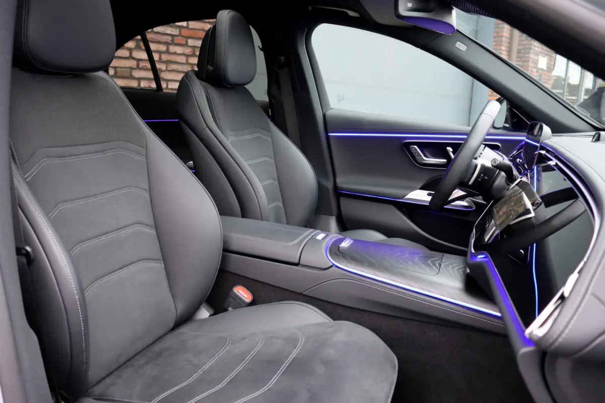 220 d AMG Line | Hyperscreen | Distronic | Memory | Burmester | HUD | 3D-Display | Panoramadak | Surround Camera | Keyless Go | Digital Light |