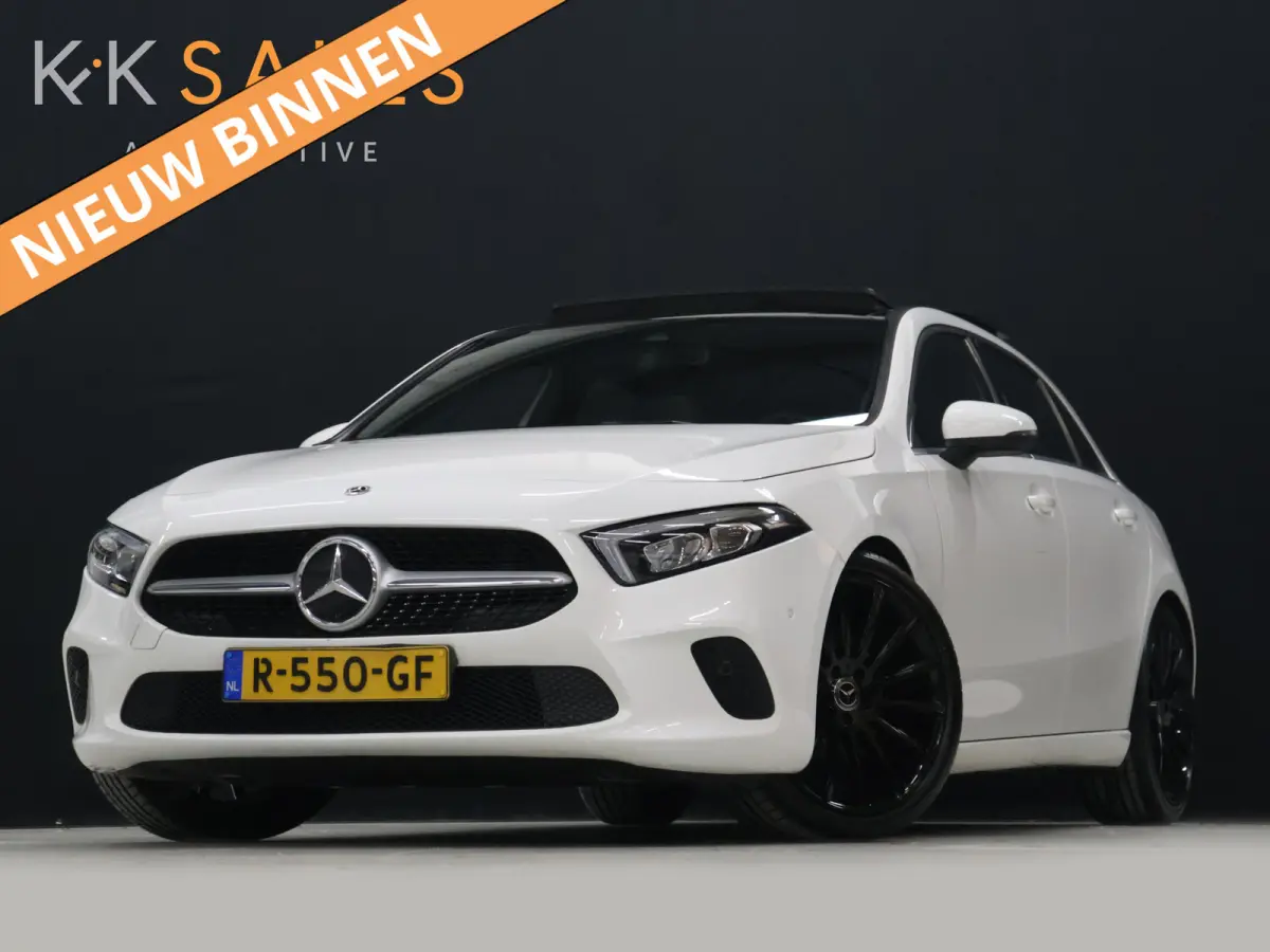 200 Business Solution [SCHUIFKANTELDAK, SFEERVERLICHTING, STOELVERWARMING, CAMERA, HALF LEDER, CRUISE, PDC V+A, BLUETOOTH, CLIMATE, NIEUWSTAAT]