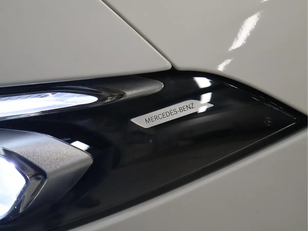 200 Business Solution [SCHUIFKANTELDAK, SFEERVERLICHTING, STOELVERWARMING, CAMERA, HALF LEDER, CRUISE, PDC V+A, BLUETOOTH, CLIMATE, NIEUWSTAAT]