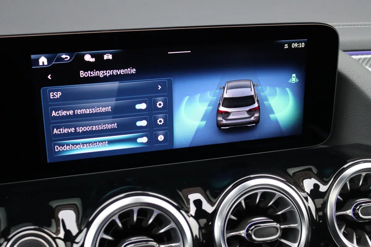 250 e AMG Line | Panoramadak | Memory | Distronic | AMG Exclusief-pakket | Trekhaak | Surround Camera | Leder | Dodehoekassistent | Mutlibeam LED |