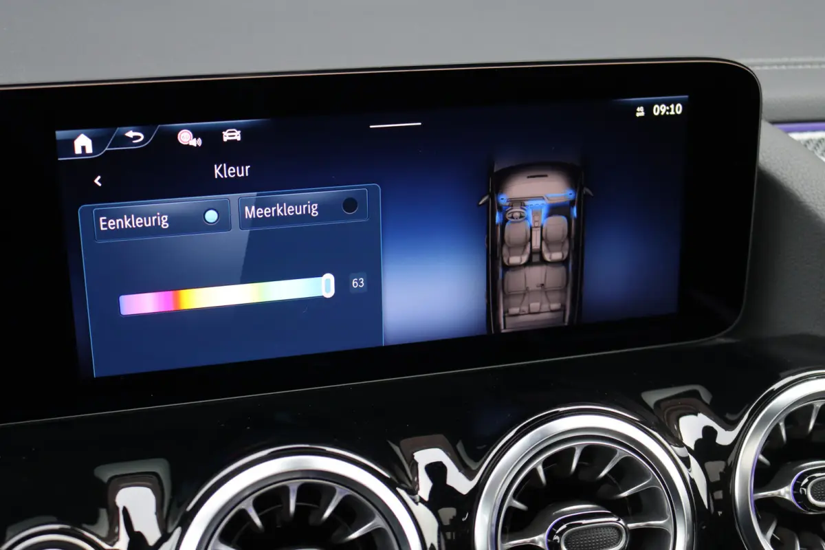 250 e AMG Line | Panoramadak | Memory | Distronic | AMG Exclusief-pakket | Trekhaak | Surround Camera | Leder | Dodehoekassistent | Mutlibeam LED |