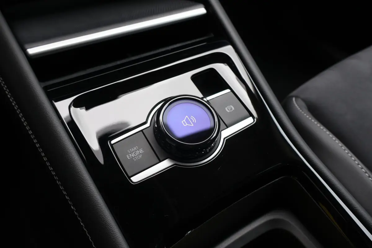 1.5 eHybrid 204pk Elegance | SoH 99% | Navigatie | Camera | Stoel & Stuurverwarming | Elektr. Achterklep