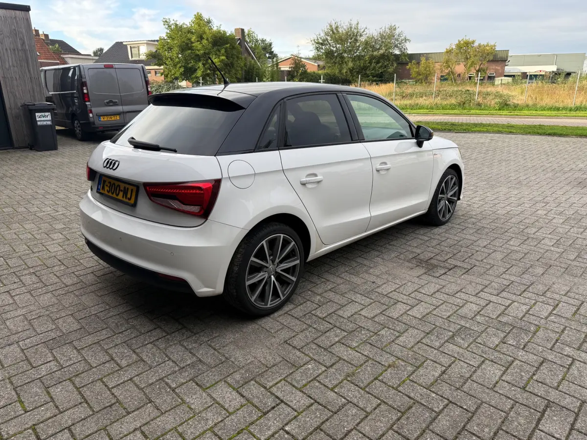 1.0 TFSI Sportback S-LINE |automaat|LED|AIRCO|NAVI|PDC|CRUISE|ZEER LAGE KMSTAND!