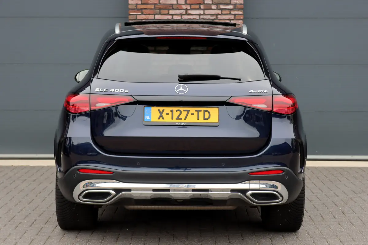 400e 4MATIC AMG Line | Panoramadak | Trekhaak | Memory | Burmester | Surround Camera | Keyless Go | Digital Light | Verwarmd Stuurwiel | HUD |