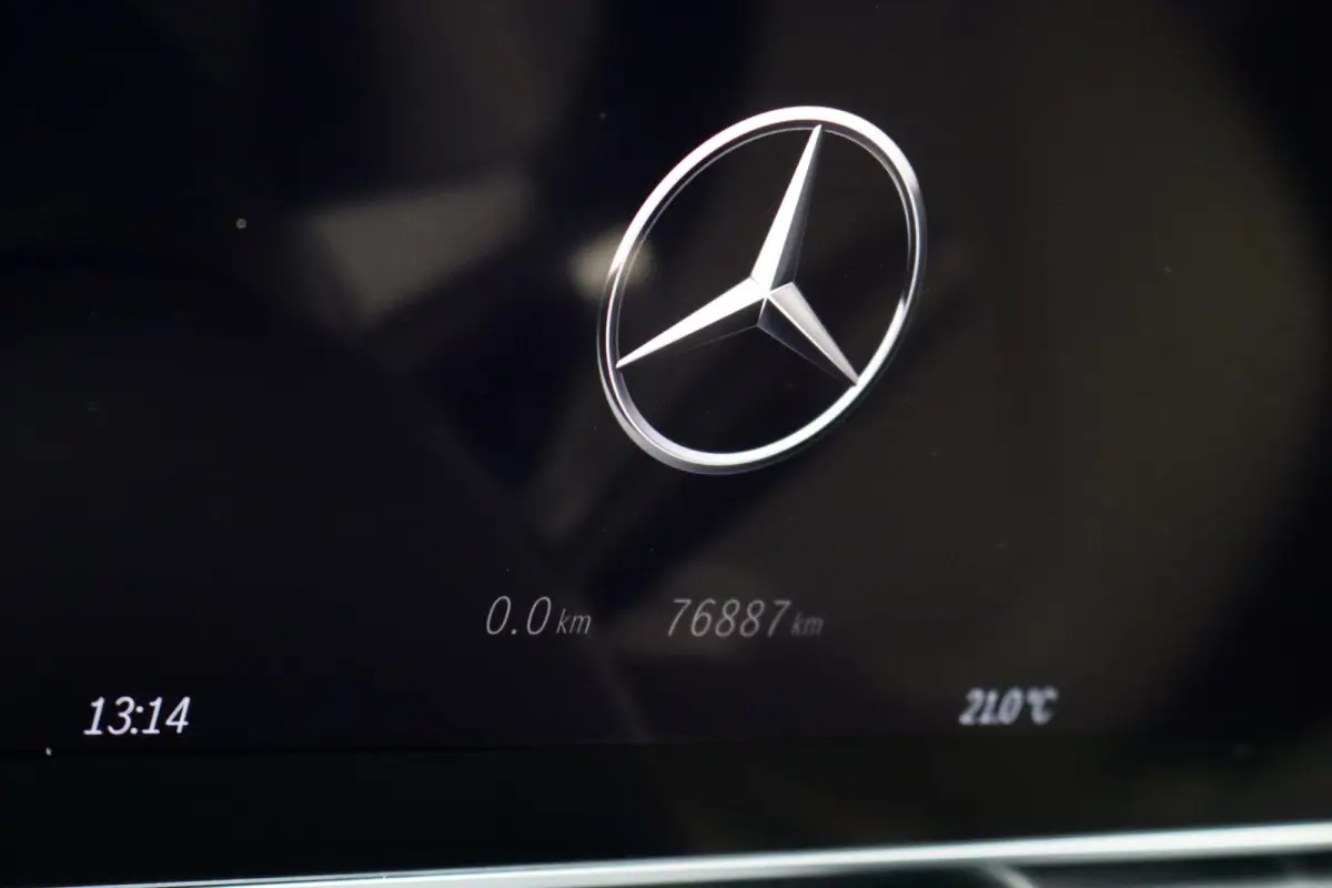 400e 4MATIC AMG Line | Panoramadak | Trekhaak | Memory | Burmester | Surround Camera | Keyless Go | Digital Light | Verwarmd Stuurwiel | HUD |