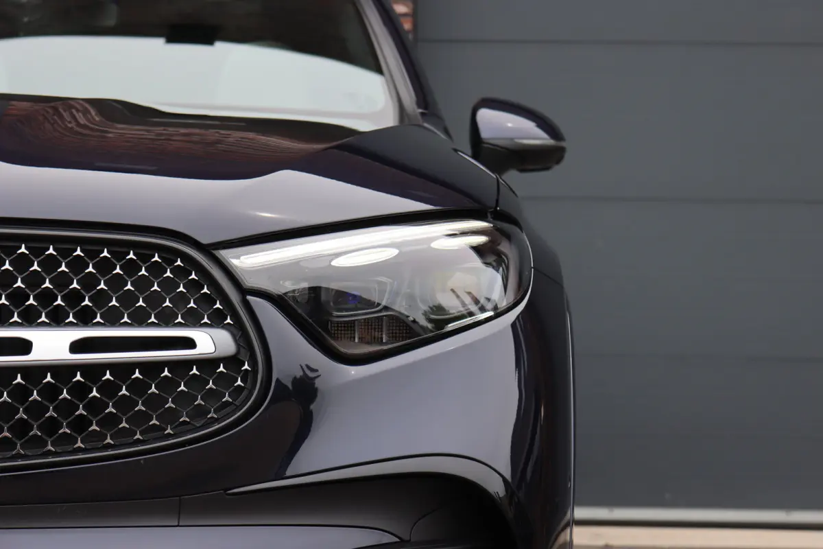 400e 4MATIC AMG Line | Panoramadak | Trekhaak | Memory | Burmester | Surround Camera | Keyless Go | Digital Light | Verwarmd Stuurwiel | HUD |