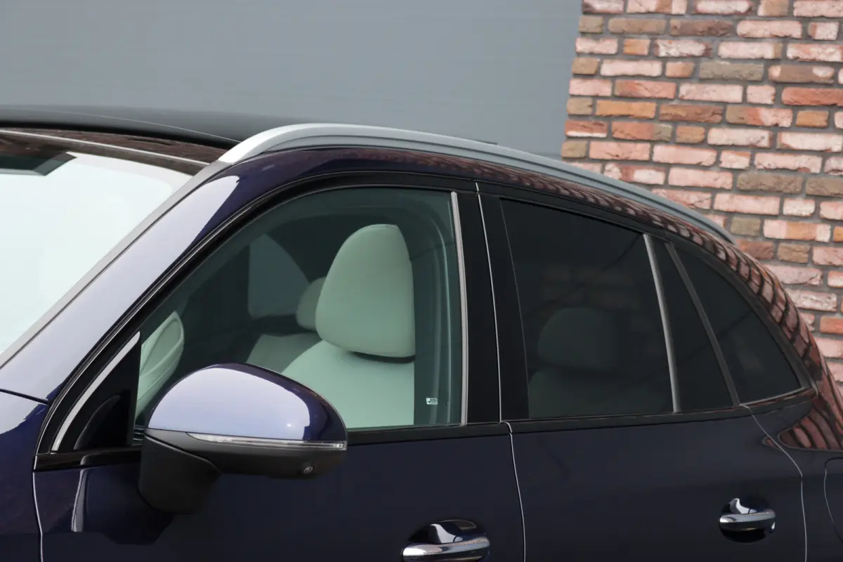 400e 4MATIC AMG Line | Panoramadak | Trekhaak | Memory | Burmester | Surround Camera | Keyless Go | Digital Light | Verwarmd Stuurwiel | HUD |