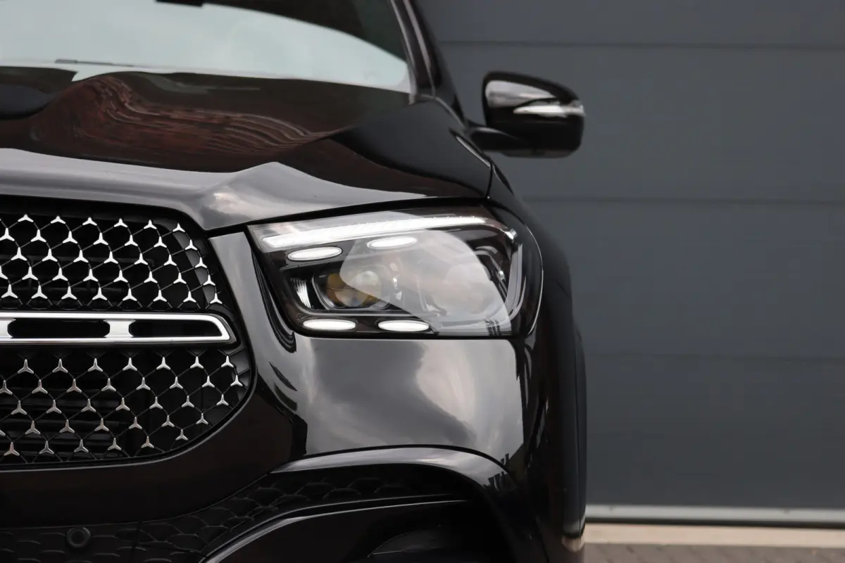 400 e 4MATIC AMG Line | Luchtvering | Distronic | Burmester | Verwarmd Stuurwiel | Panoramadak | Trekhaak | Stoelverwarming V+A | Augmented Reality | Surround Camera |