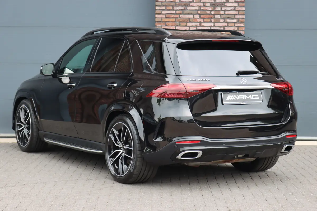 400 e 4MATIC AMG Line | Luchtvering | Distronic | Burmester | Verwarmd Stuurwiel | Panoramadak | Trekhaak | Stoelverwarming V+A | Augmented Reality | Surround Camera |