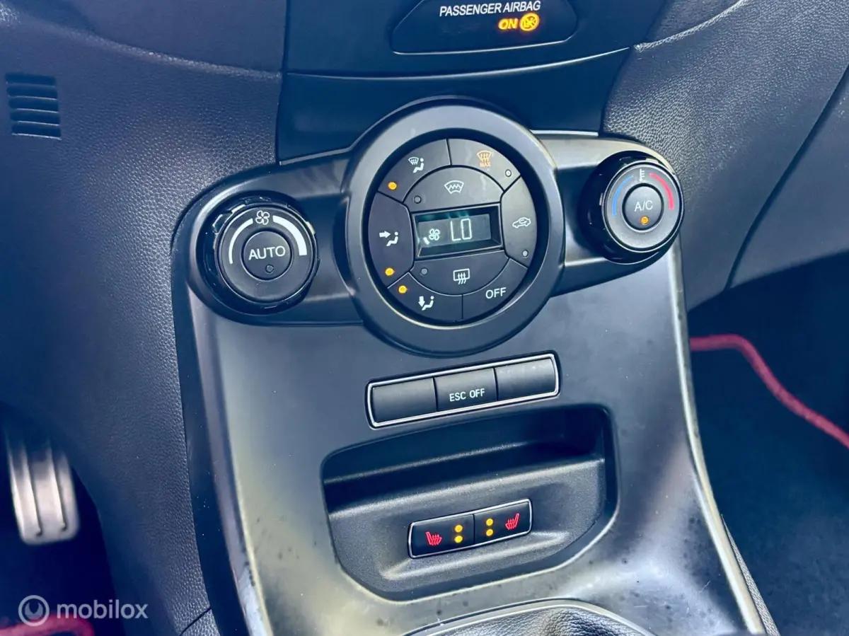 1.6 ST. CAMERA, NAVI, HALF LEDER