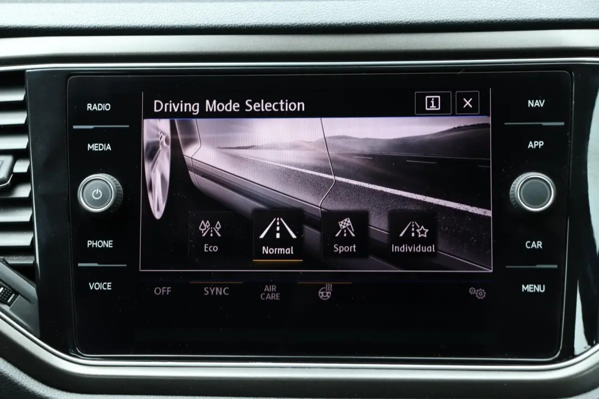 1.5 TSI Style / 150PK / DSG / Navi / Camera / Virtual Cockpit / Trekhaak / 19"!