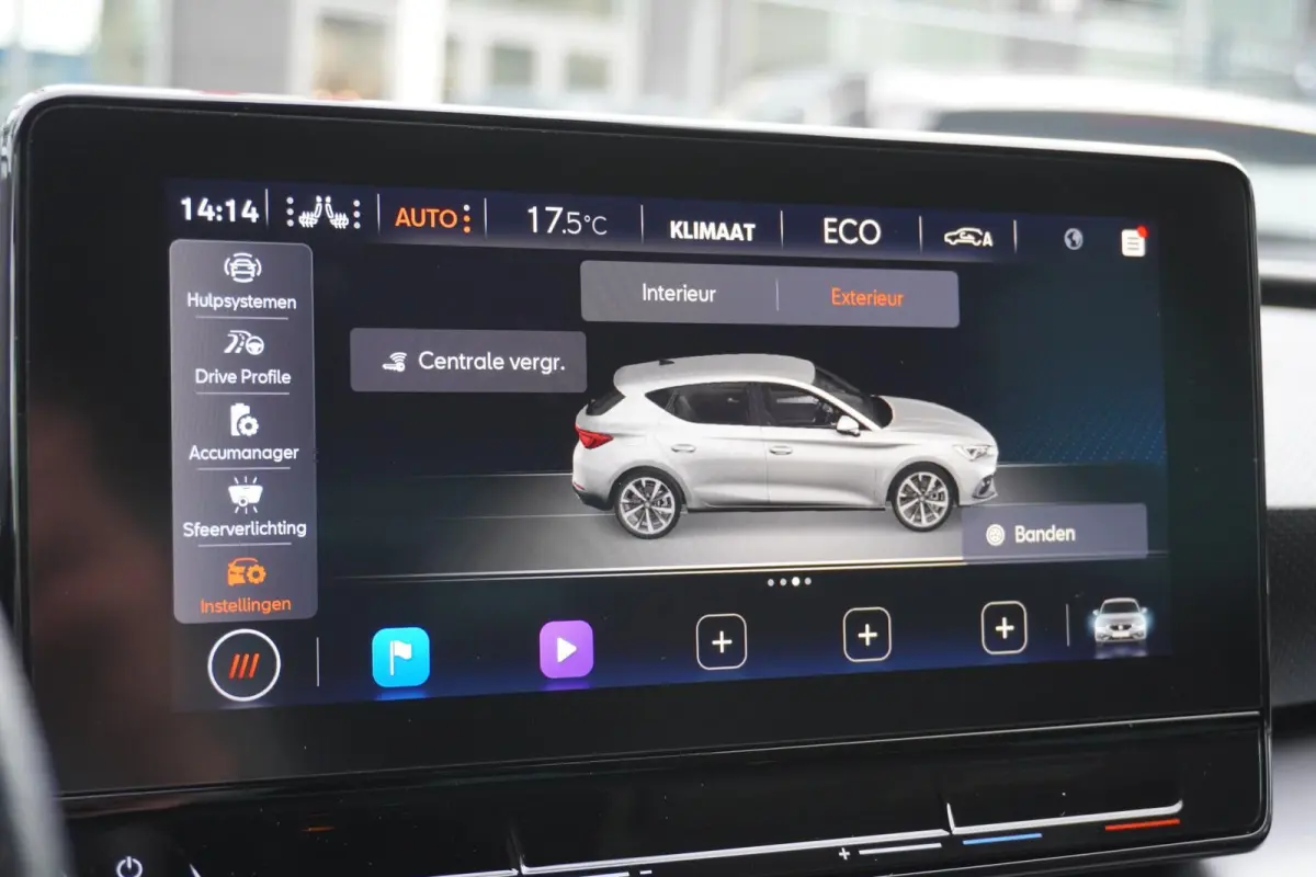 1.4 TSI eHybrid 204pk PHEV FR Business Intense | Stuur/Stoelverwarming | PDC Achter | Navigatie