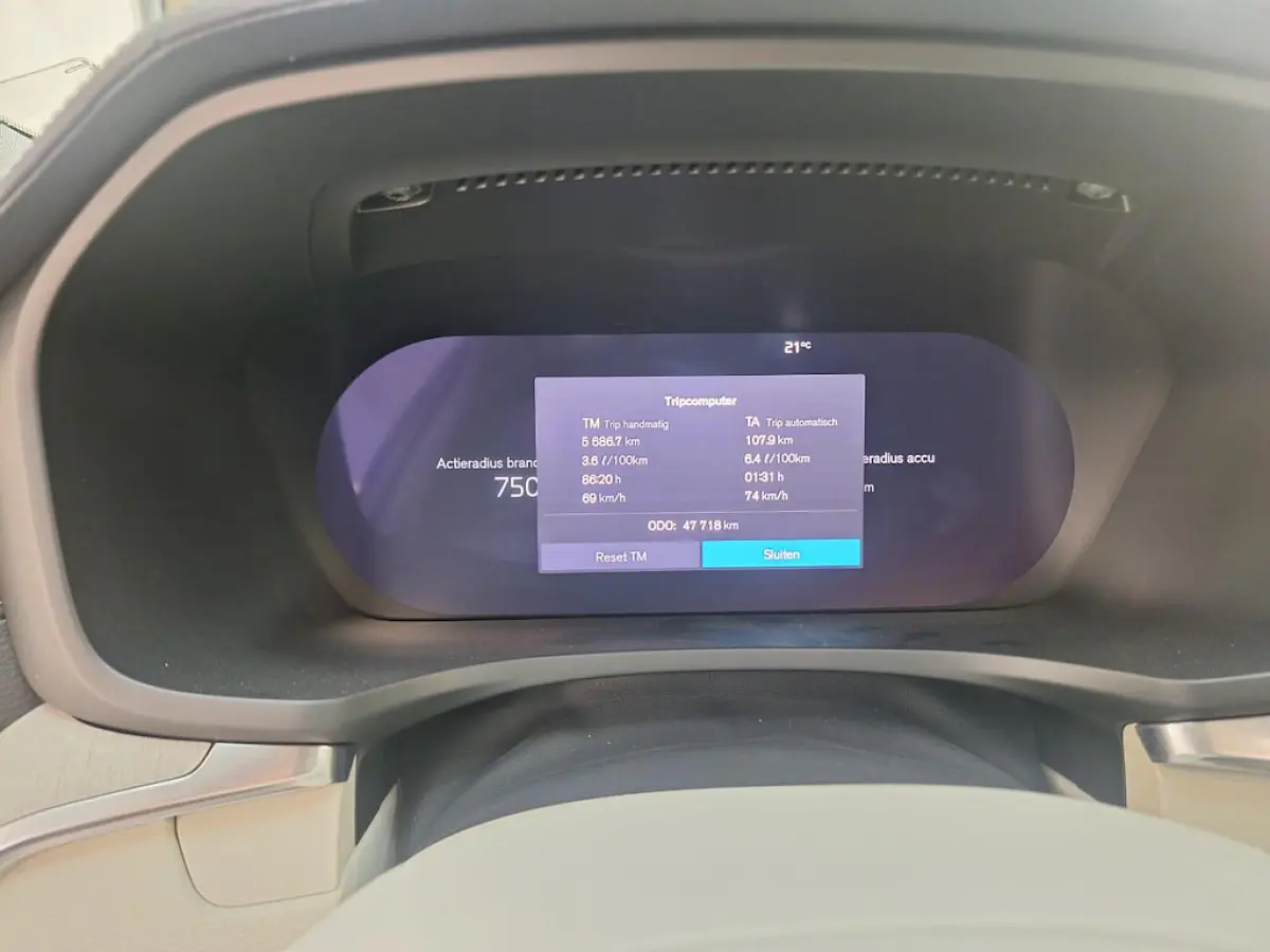 2.0 T6 Plug-in hybrid AWD Ultimate Bright BOMVOL | PANO | TREKH. | 360° | MASSAGE