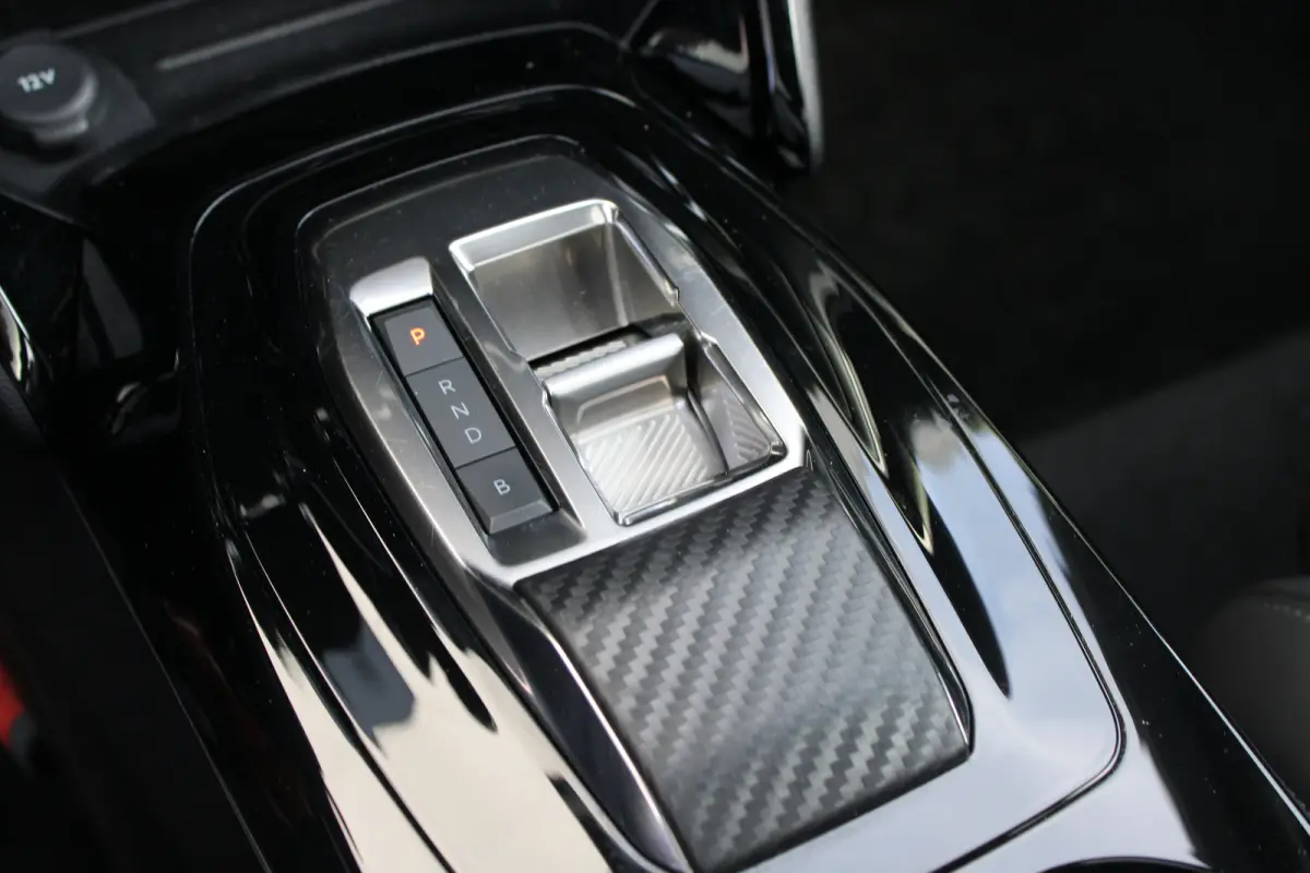 EV GT Pack 50 kWh | Fase 3 laden | SOH 97,50% | Panorama/schuifdak | Lederen bekleding | Stoelverwarming | NL auto |
