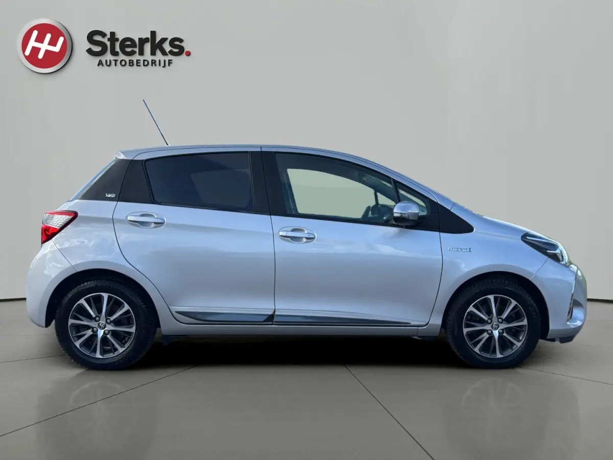 1.5 Hybrid Y20 EXCLUSIVE EDITION GARANTIE TOT 2030 KEYLESS NAVIGATIE LM VELGEN CAMERA CRUISE CONTROL